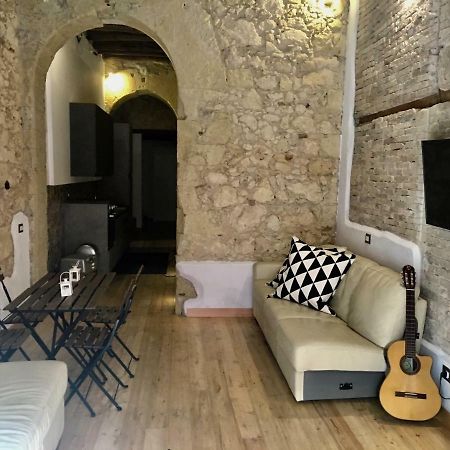 Residenze San Domenico Apartment กาญารี ภายนอก รูปภาพ