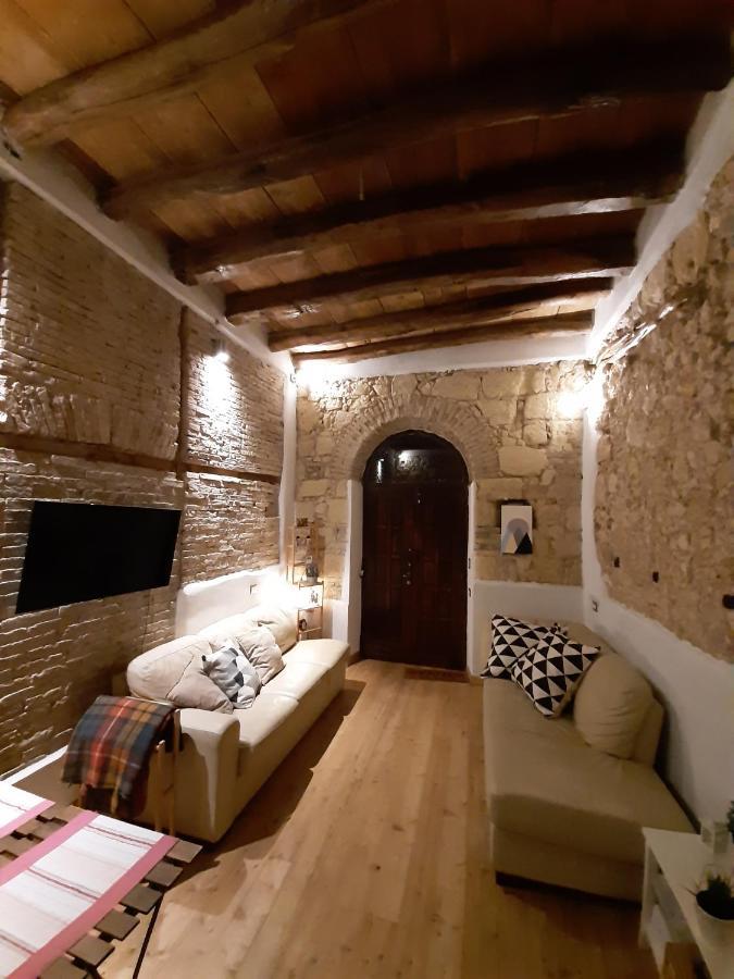 Residenze San Domenico Apartment กาญารี ภายนอก รูปภาพ